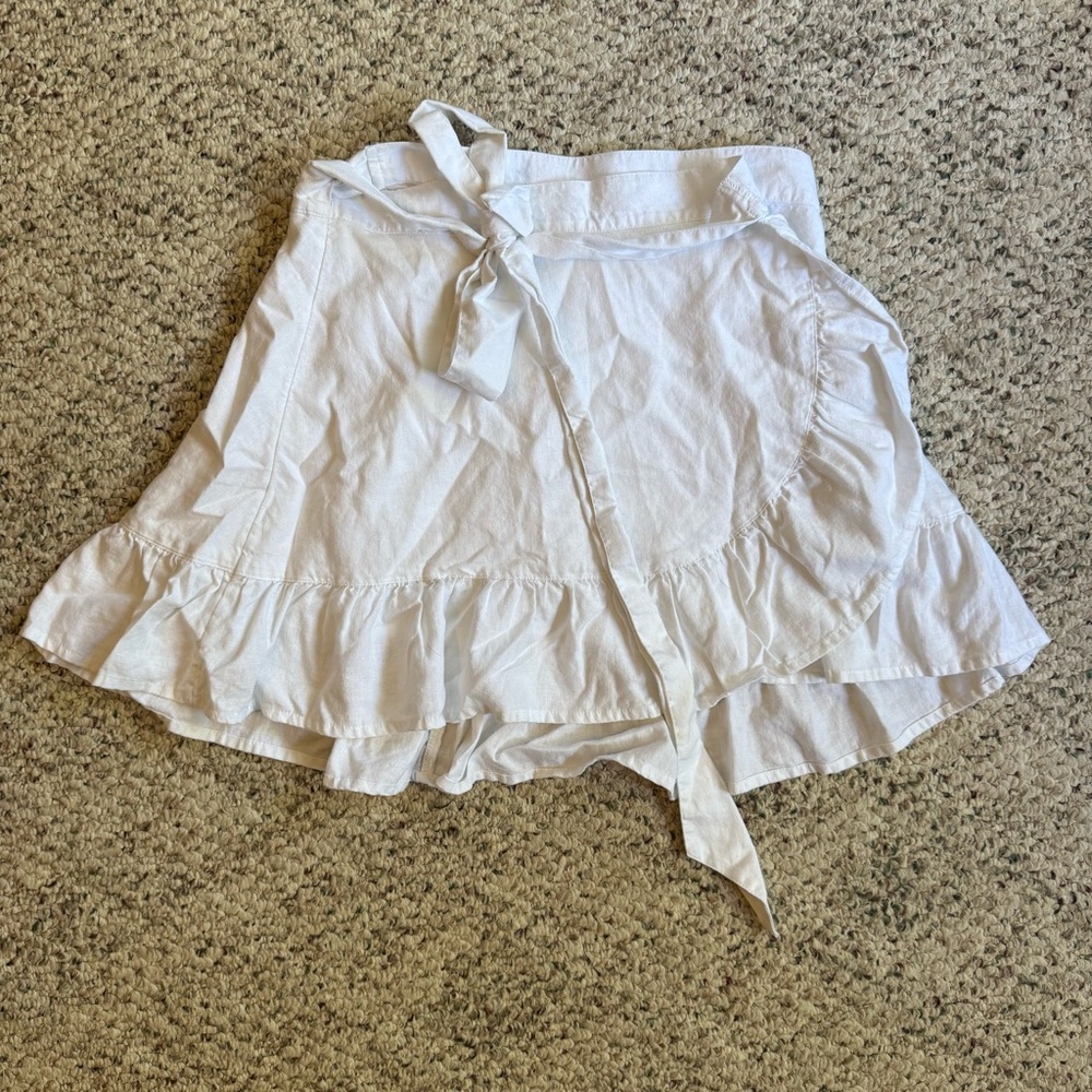 Aerie Linen Blend White Ruffled Wrap Mini Skirt Women’s Medium